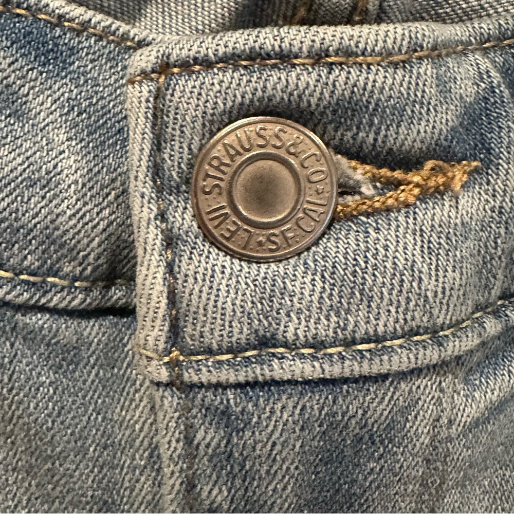 (Sold)Levi's 711 Skinny Jeans Women’s Size 27 Light Wash Mid Rise Stretch 27x 30 - Picture 7 of 12